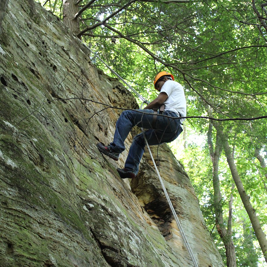 Male guest on beginner rappel